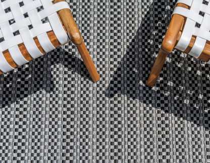 Unique Loom Outdoor Border Collection Area Rug - Checkered (8' x 11' 4" Rectangle, Gray/ Black)