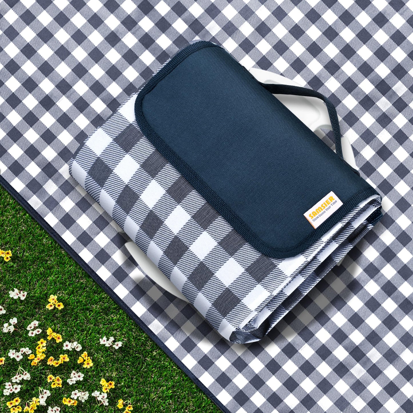 SAMSIER Outdoor Picnic Blankets Waterproof Foldable Sandproof, Extra Large Gingham Cute Picnic Mat Washable Portable for Park Beach Camping Courtyard (Navy Blue, 80"×80")