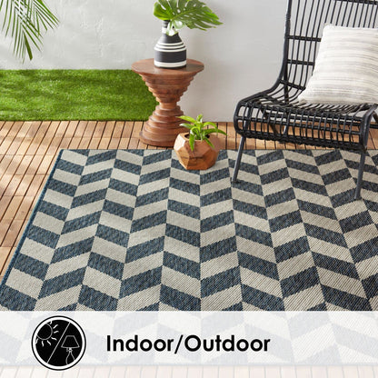 Nicole Miller New York Patio Country Calla Contemporary Herringbone Indoor/Outdoor Area Rug, Blue/Cream, 7'9"x10'2"