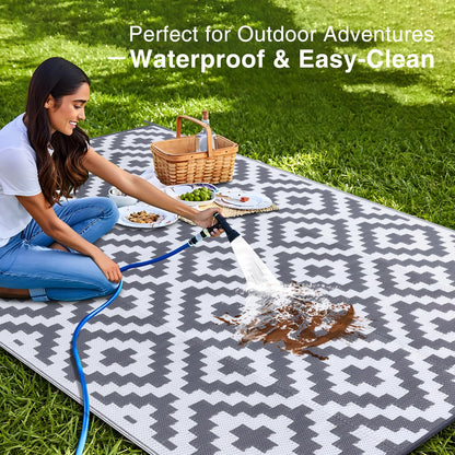 OLANLY Waterproof Outdoor Rug 10x14 ft, Outdoor Plastic Straw Rug for Camping, RV Mat Outside, Outdoor Carpet for Porch, Deck, Backyard, Balcony, Picnic, Grey & White