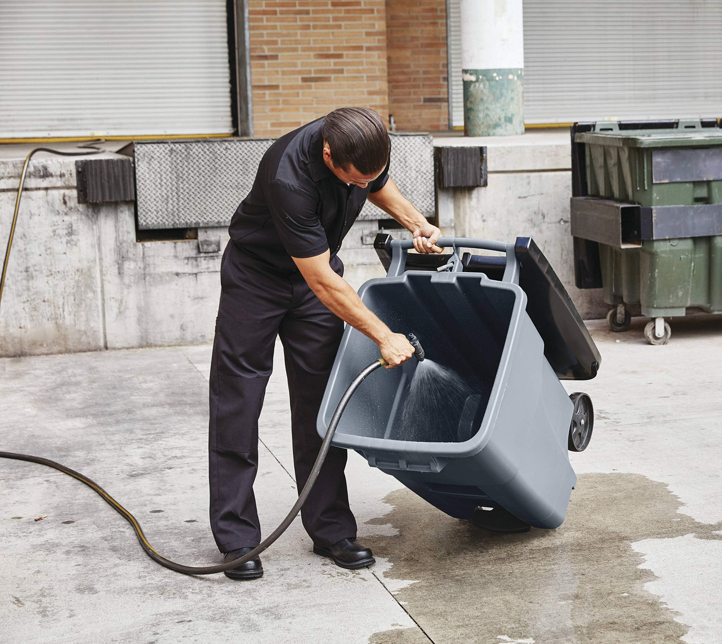 Rubbermaid Commercial Products BRUTE Rollout Heavy-Duty Wheeled Trash/Garbage Can, 32-Gallon, Blue, for Restaurants/Hospitals/Offices/Warehouses/Garage, Pack of 2