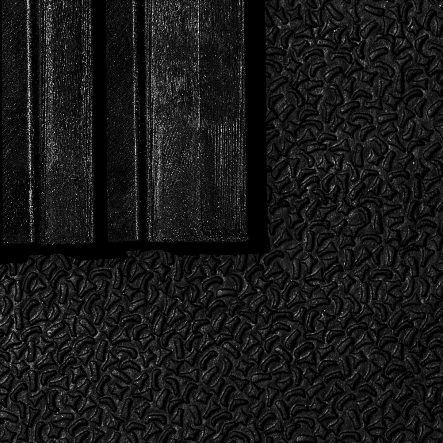 Heavy Duty Horse Stall Mats (20 Pack) - Stable Mats, Durable 3/4 in. Thick Rubber Flooring - Solid Black - 3.5' x 6' Mat for Stables, and More - 42 in. x 72 in. Stall Mat