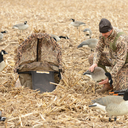 Avery Outdoors Power Hunter Layout Field Blind (Realtree Max-7 Camo)
