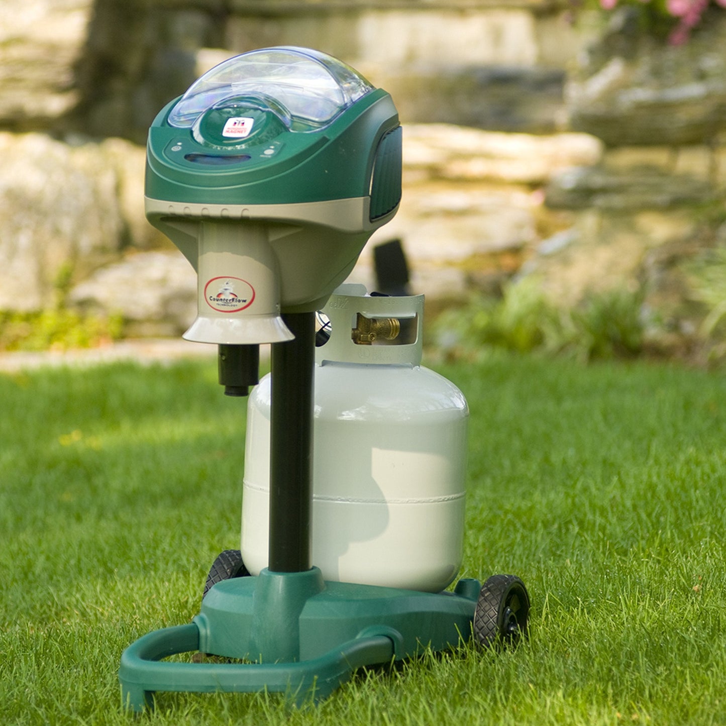 Mosquito Magnet Executive Mosquito Trap and Killer - Protect Up to 1 Acre - Attract, Trap and Kill Mosquitoes, Midges, No-See-Ums, Black Flies, and Other Flying Insects - MM3300B