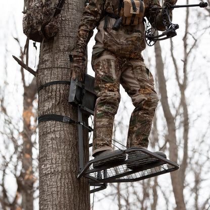 Rivers Edge® Big Foot™ Lever-Action Hang-On Treestand, Lightweight, Flip-Up Padded Seat, 24” x 28” Platform