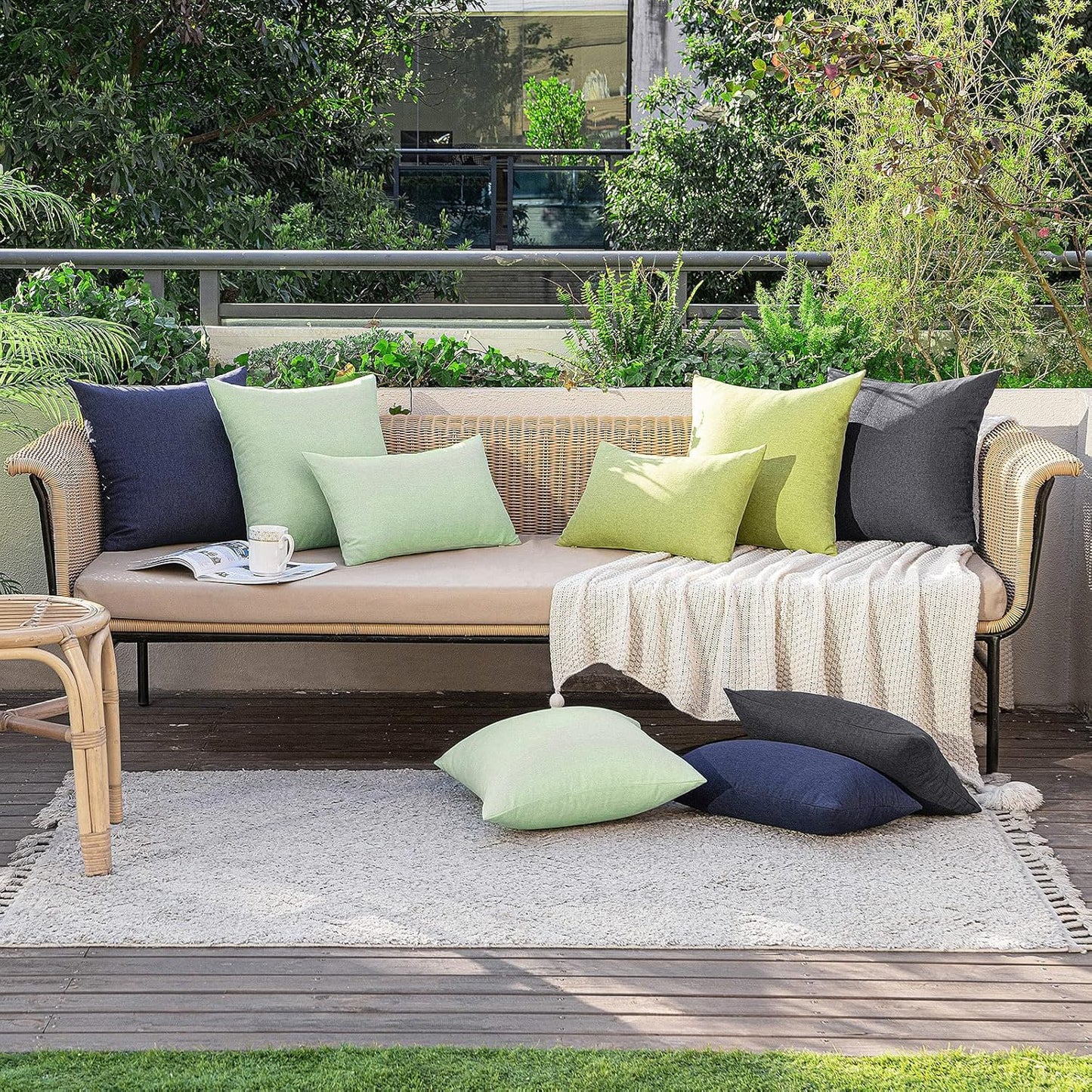 MIULEE Decorative Outdoor Throw Pillow Covers - Waterproof Faux Linen Cushion Cases | 16x16 Inch Black (Pack of 2)