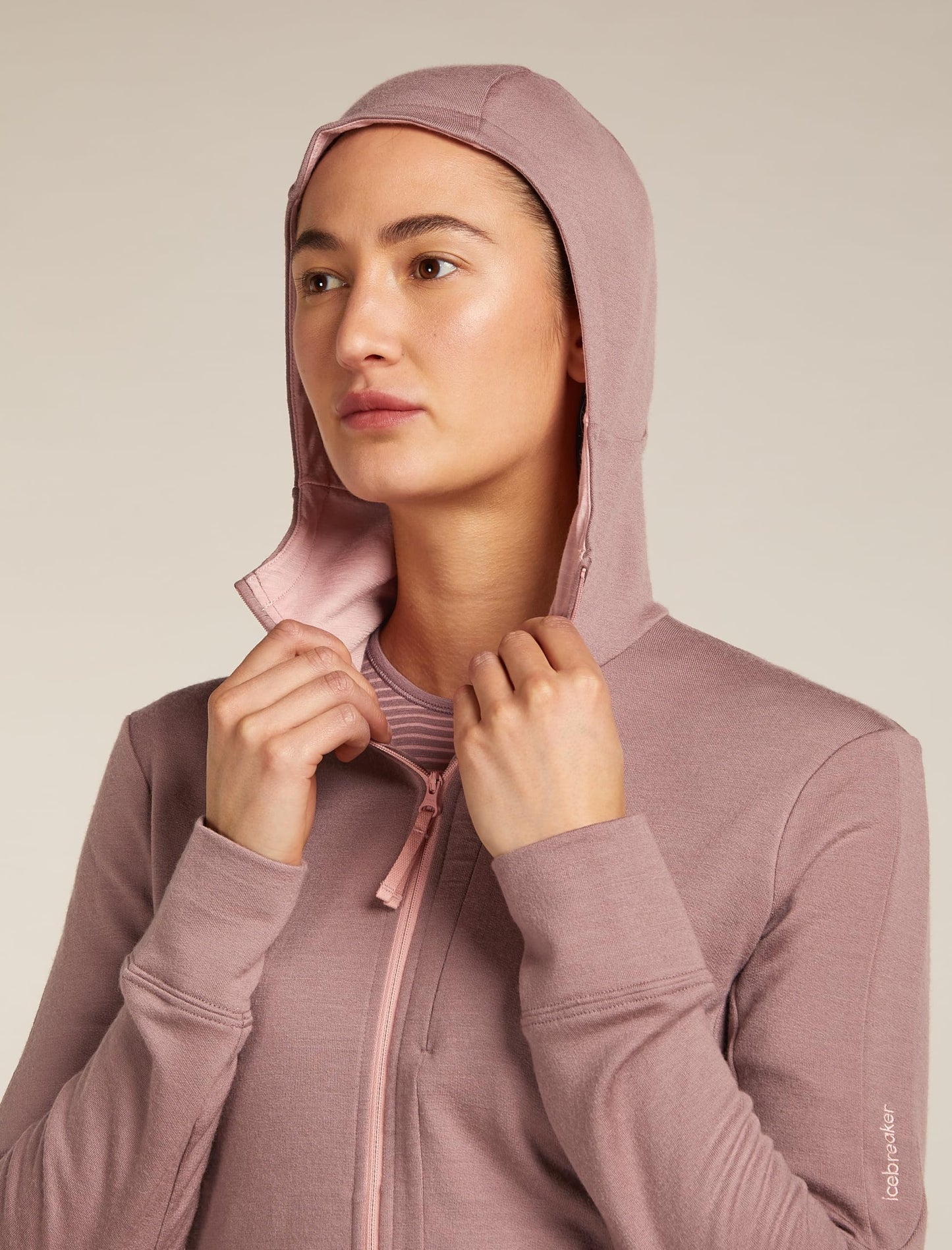 icebreaker Women's Merino 260 Quantum Long Sleeve Zip Hoodie - Summit/Blush - Large