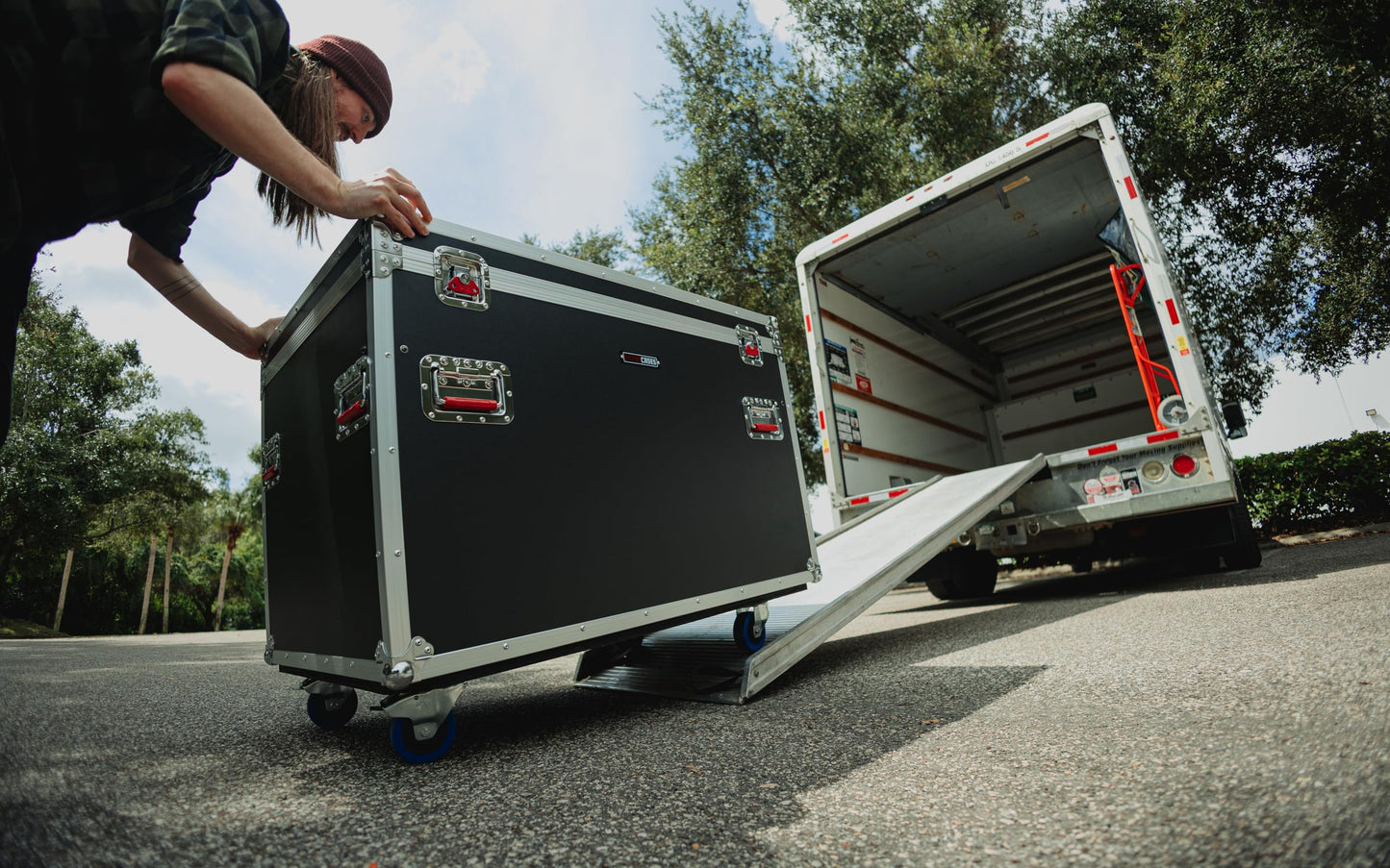 Gator Cases G-TOUR Series Equipment Storage Case/Cable Trunk with Heavy Duty Casters, Truck Pack Size, 45" x 22" x 27" (G-TOURTRK4522HS)