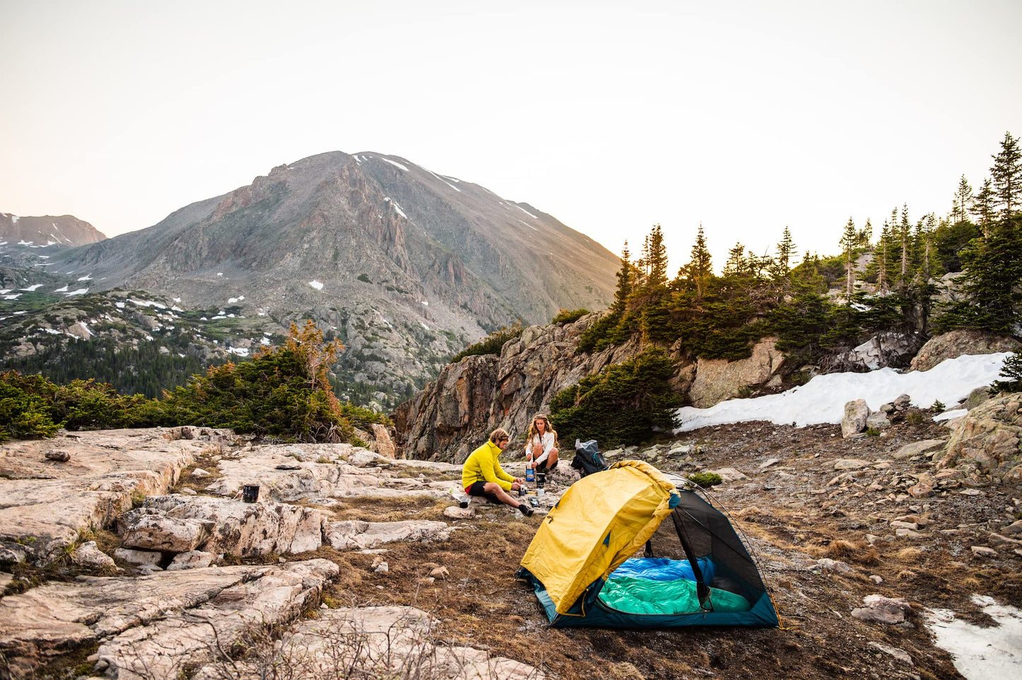 Kelty Far Out Backpacking Tent + Tent Footprint Package, 2 or 3 Person Capacity, Backpacking Starter Kit and Camping Shelter, Stuff Sack Included (3 Person)