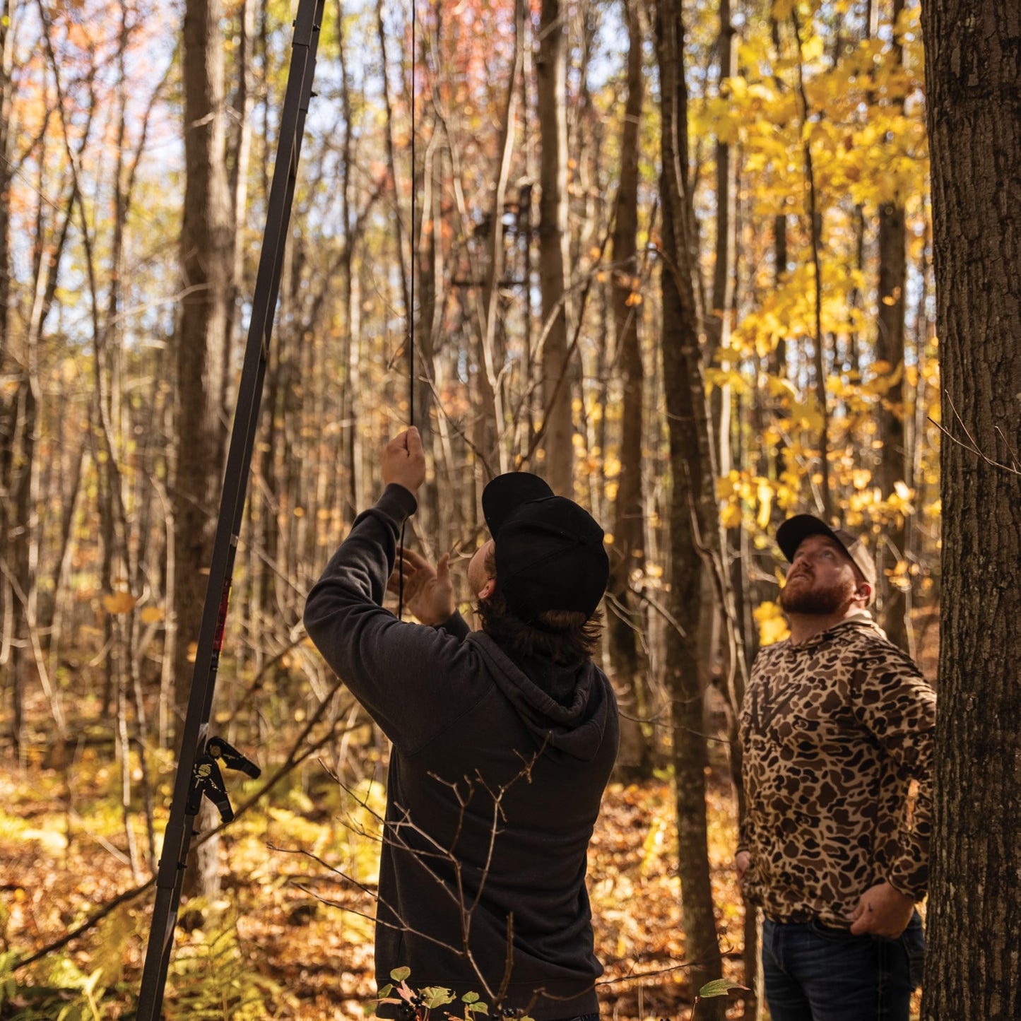 Rivers Edge® Retreat™ LS 1-Man Ladder Stand, 17’11” Height, Lockdown™ Strapping System, Flip-Up TearTuff™ Mesh Seat, 27” Deep Platform, 2-Way Adjustable Shooting Rail, RE670