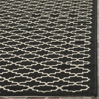 SAFAVIEH Washable Rug Outdoor Courtyard Collection - 7'10" Square, Black & Beige, Non-Shedding & Easy Cleaning, Ideal for Patio, Backyard, Mudroom (CY6919-226)