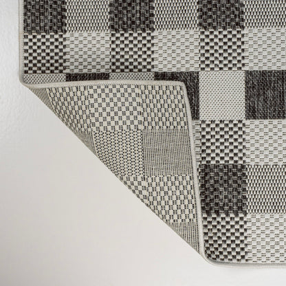 JONATHAN Y Geometric Bold Gingham Indoor Outdoor Area Rug 8X10 Black/Cream, Darcy Traditional for Backyard, Patio, Porch, Easy-Cleaning, High Traffic, Pet-Friendly, Non-Shedding (TSN201A-8)