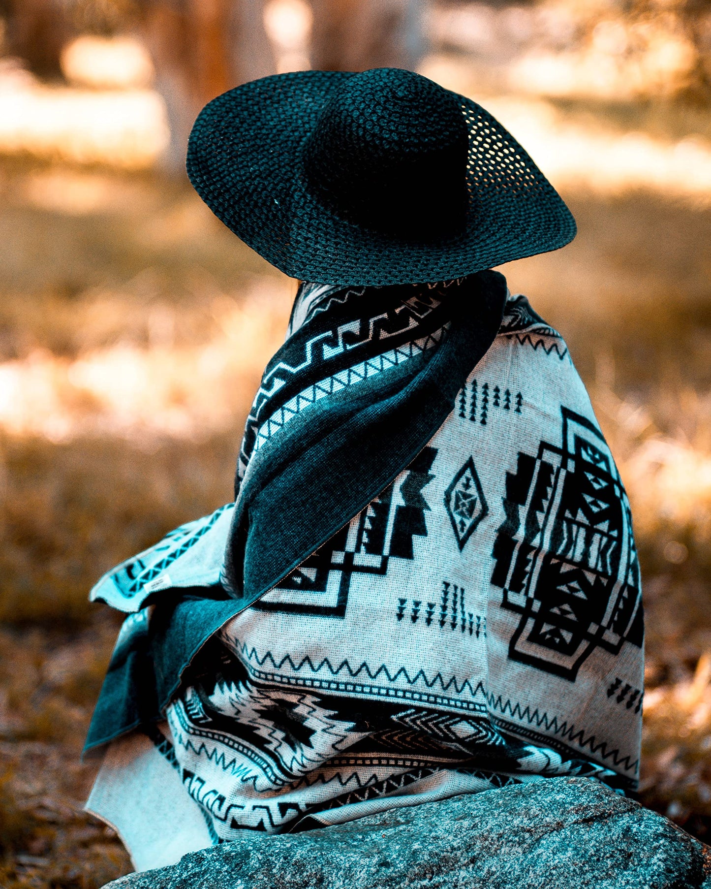 Off the Grid Inca Aztec Throw Blanket | Southwest Indian Navajo Boho Style | Native Woven Western Cover for Camping, Bedding, Couch