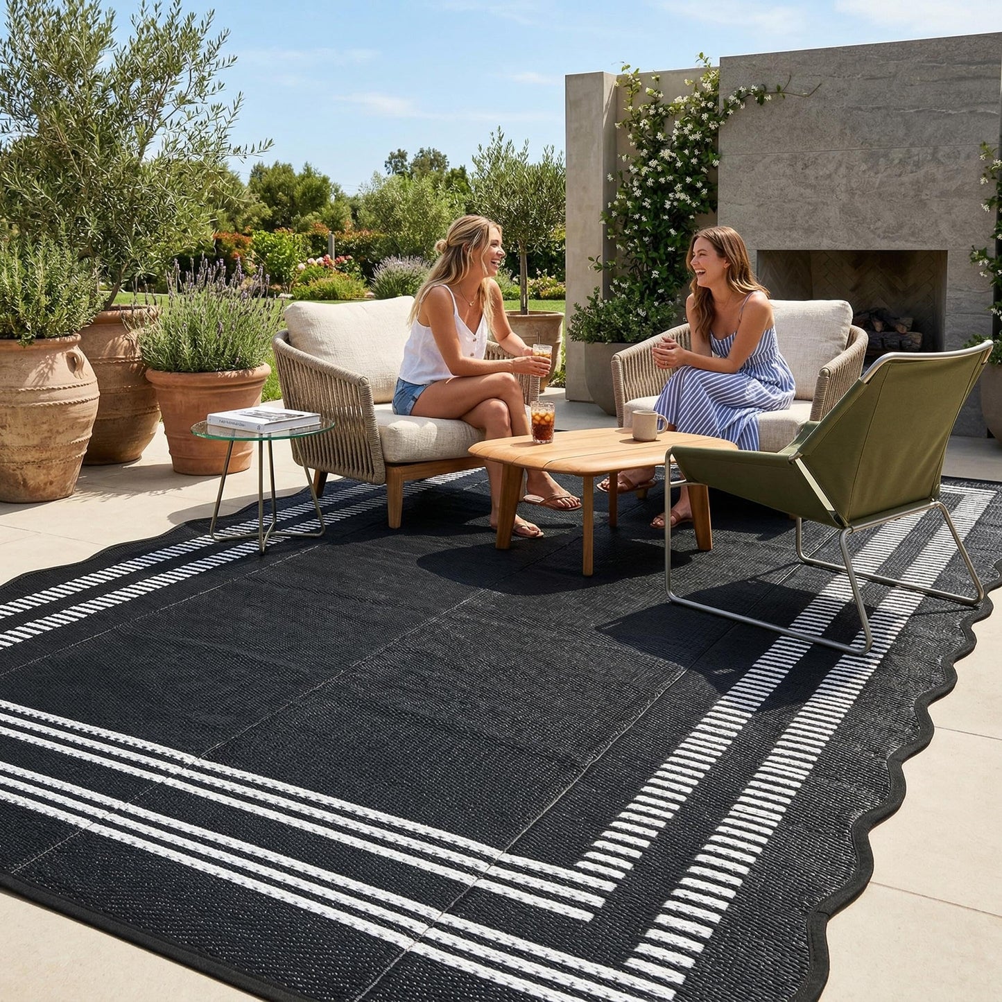 Garvee Waterproof Outdoor Rug 9x18, Scalloped Geometric Foldable Plastic Straw Patio Camping Rug, Outdoor RV Carpet for Deck Camper Porch Balcony Backyard Picnic Beach Black and White