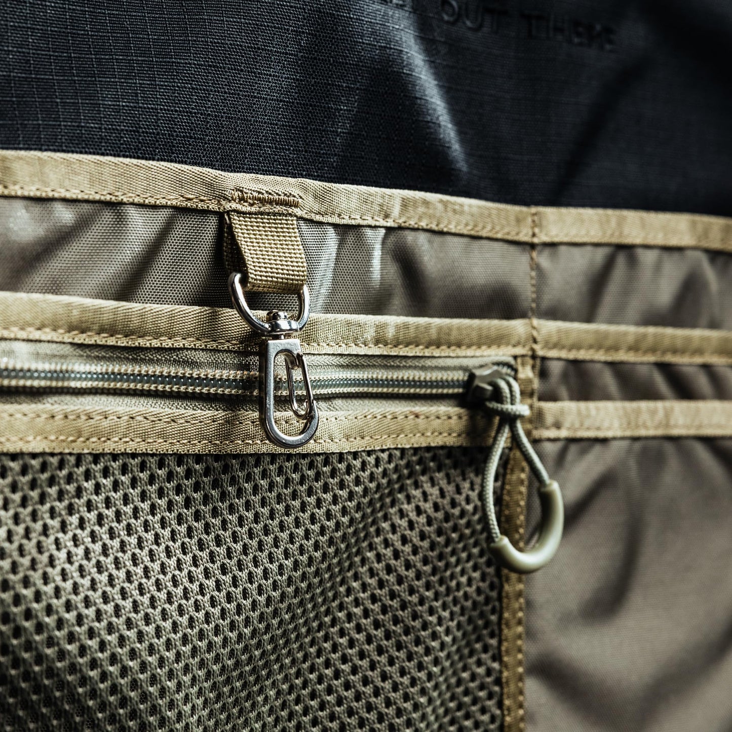 Eberlestock Executive Brief - CCW Compartment Brief Case - EDC Organization Work Pack - 500D Cordura Nylon - 10" H x 6" D x 17.5" L - Dry Earth