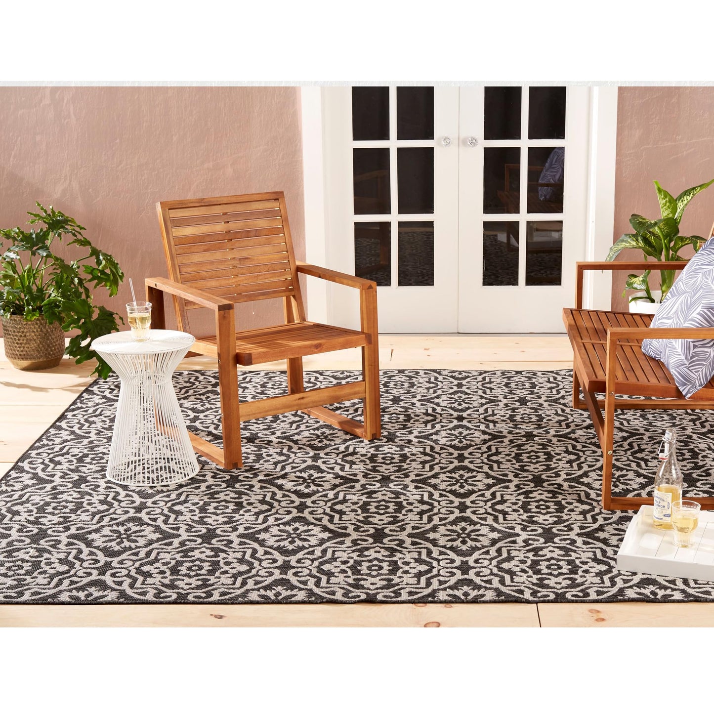 Nicole Miller New York Patio Country Julia Transitional Geometric Indoor/Outdoor Area Rug, Black/Grey, 7'9"x10'2"