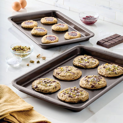 Circulon Bakeware Nonstick Cookie Pan Set, Cookie Sheets for Baking, 2-Pieces, Chocolate Brown