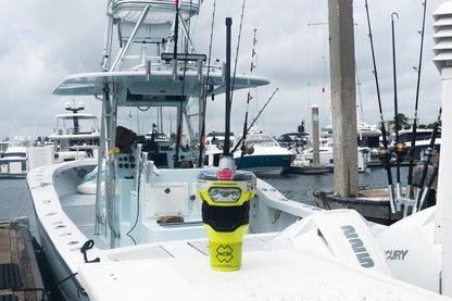 ACR GLOBALFIX V6 GPS EPIRB SOS, Global Coverage, Return Link Service & Mobile App - CAT 2 Manual Release Bracket (2854) - Global Satellite Emergency Signaling for Search & Rescue,10 Year Battery Life