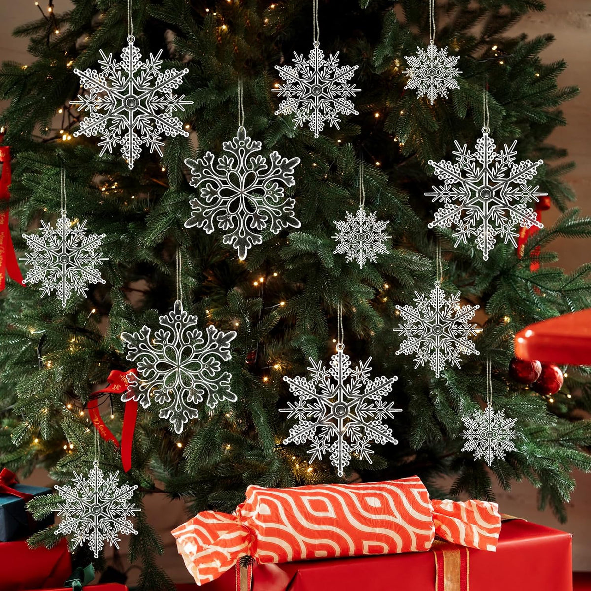 Skiennix Christmas Tree Decorations - 36Pcs Clear Plastic Snowflake Ornaments for Winter Wonderland Decor