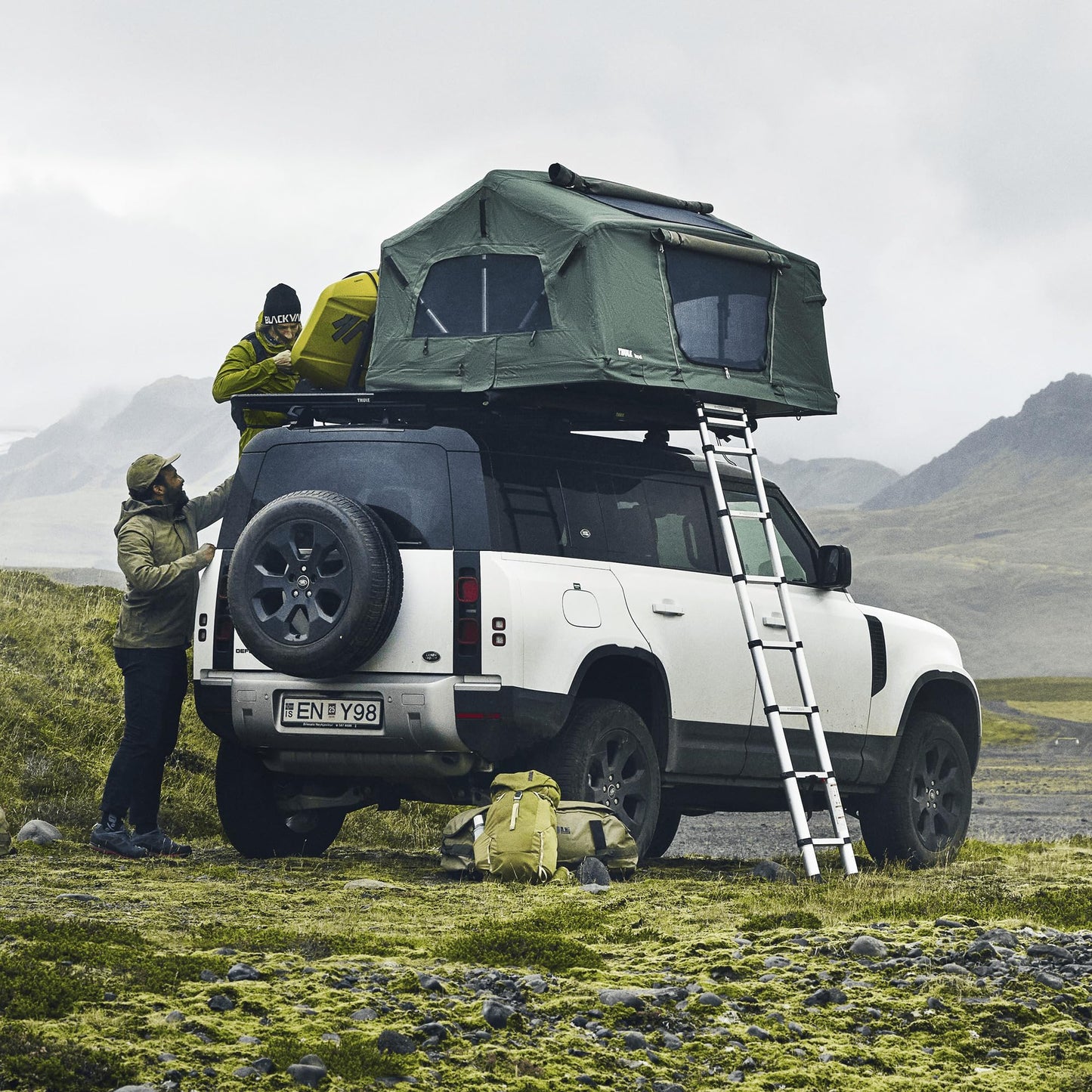 Thule Caprock roof Platform Rack - Low-Profile overlanding roof Rack - 330lb Carrying Capacity - Factory Rack Compatible - Fits Light Bars, Jacks, Jerry cans - Multiple mounting Slots for Accessories