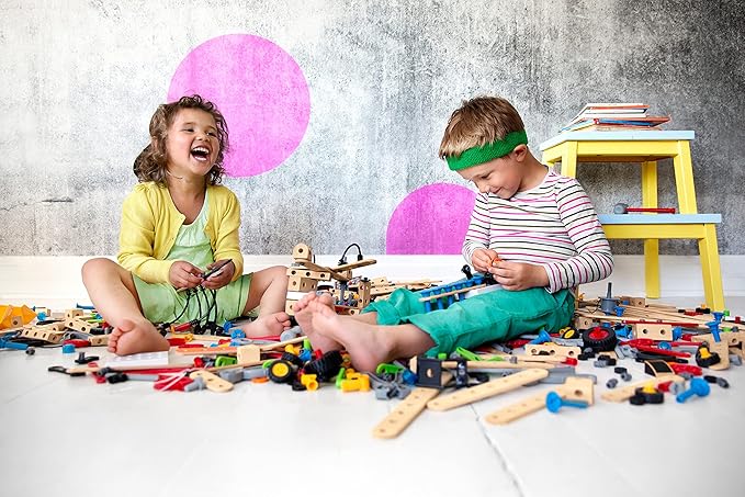 BRIO Builder Pullback Construction Set - Learning Building and Educational Toys for 3 Year Olds and Up