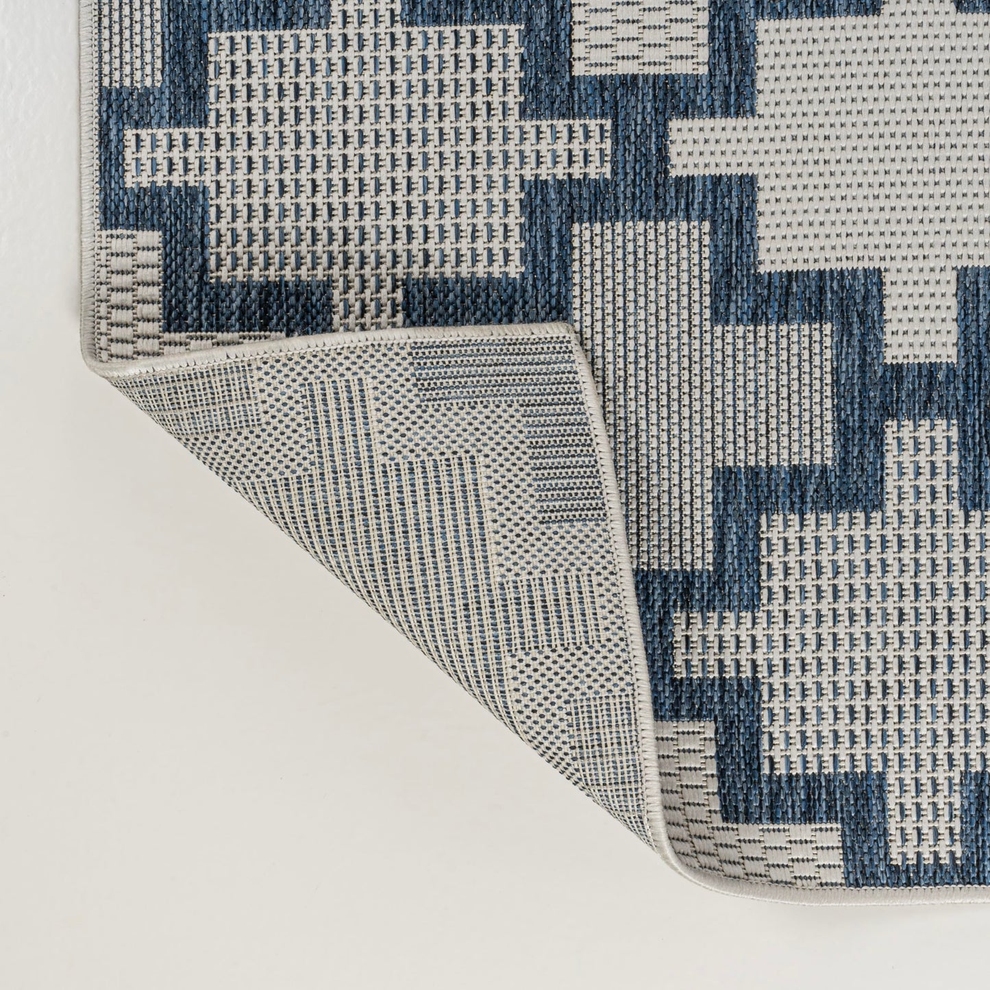 JONATHAN Y Geometric Tile Pattern Indoor Outdoor Area Rug 8X10 Navy/Cream, Cyrus Modern for Backyard, Patio, Porch, Easy-Cleaning, High Traffic, Pet-Friendly, Non-Shedding (TSN200B-8)
