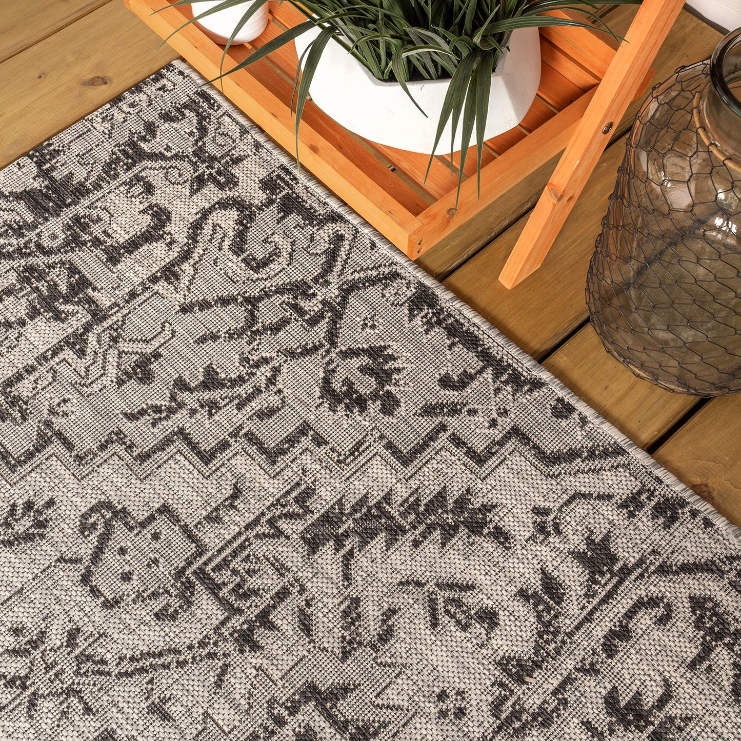 JONATHAN Y Boho Medallion Indoor Outdoor Square Area Rug 9X9 Black/Gray, Estrella Textured Weave for Backyard, Patio, Porch, Easy-Cleaning, High Traffic, Pet-Friendly, Non-Shedding (SMB105D-9SQ)