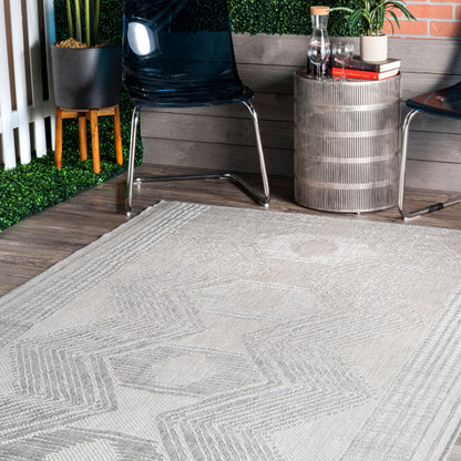 Nuloom Ranya Light Grey/Ivory, 8' Round, Tribal Geometric, Soft and Cozy, High Traffic, Stain Resistant, Easy Clean, Durable Area Rug for Indoor/Outdoor Patio, Deck, Porch, Garden, Courtyard