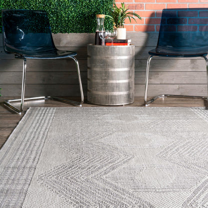 Nuloom Ranya Light Grey/Ivory, 8' Round, Tribal Geometric, Soft and Cozy, High Traffic, Stain Resistant, Easy Clean, Durable Area Rug for Indoor/Outdoor Patio, Deck, Porch, Garden, Courtyard