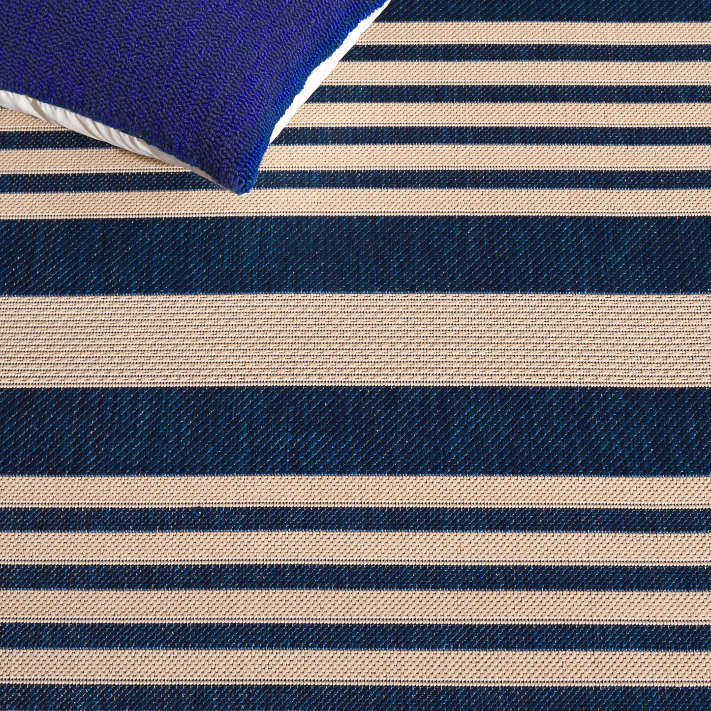 SAFAVIEH Courtyard Collection 8' x 10' Navy/Beige CY6062 Stripe Indoor/ Outside Waterproof Easy cleansingPatio Backyard Mudroom Area Mat