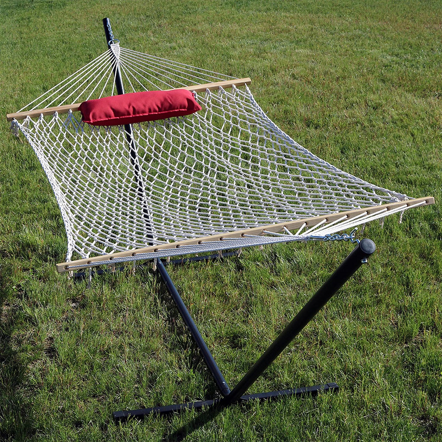 Sunnydaze Rope Hammock with Stand for Outside - Heavy Duty Freestanding Portable Outdoor Hammock Set with Quilted Pad, Pillow, and 12-Foot Steel Frame - 275 lb Capacity - Modern Lines