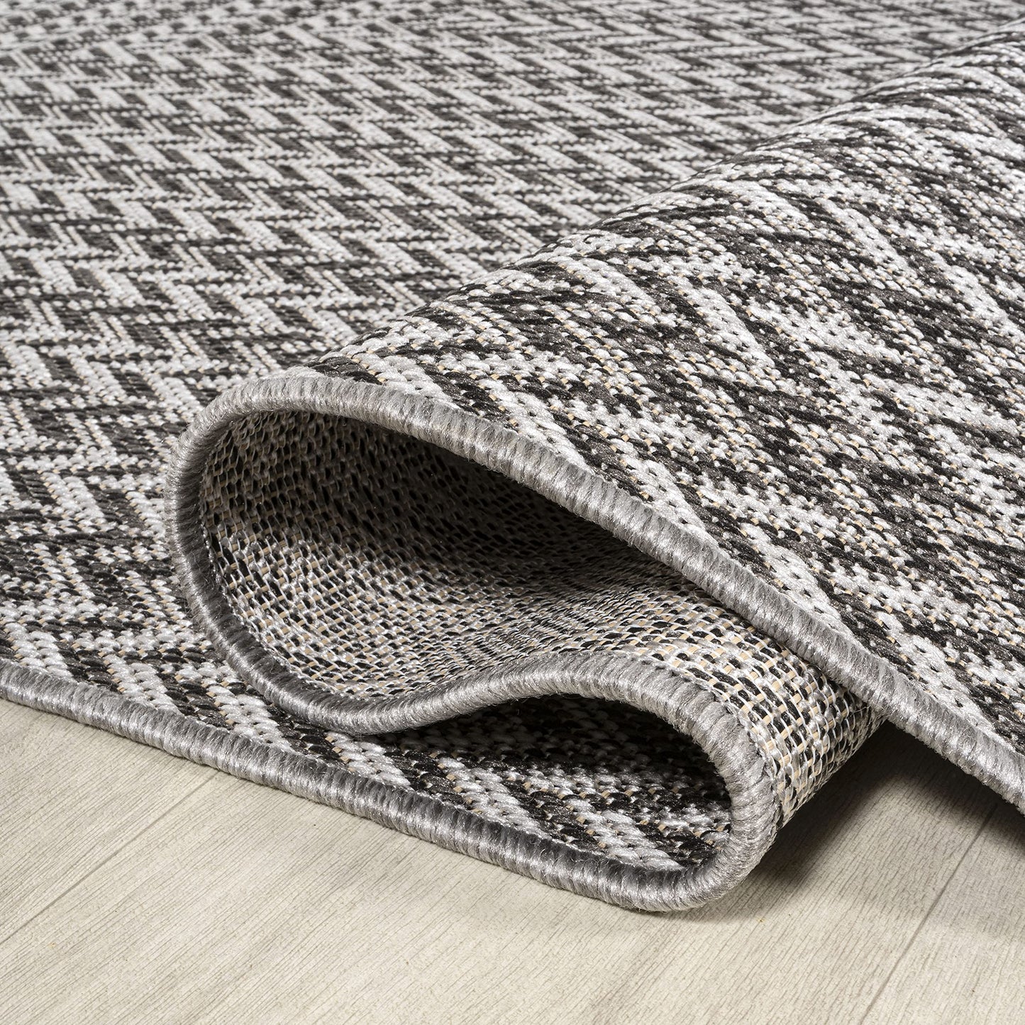 JONATHAN Y Concentric Squares Indoor Outdoor Area Rug 8X10 Black/Light Gray, Chevron Modern for Backyard, Patio, Porch, Easy-Cleaning, High Traffic, Pet-Friendly, Non-Shedding (SMB206B-8)
