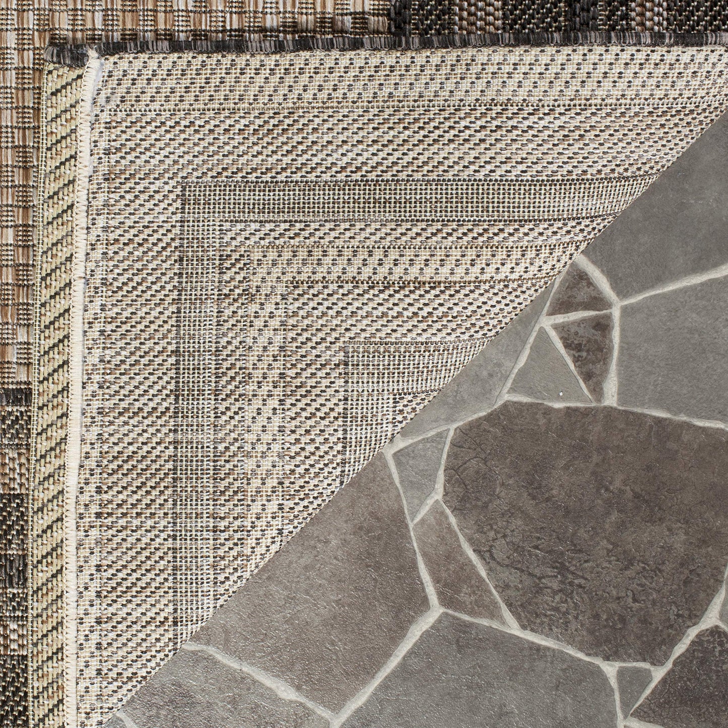 SAFAVIEH Courtyard Collection 8' x 10' Natural / Black CY8475 Indoor/ Outdoor Patio Backyard Mudroom Area Rug